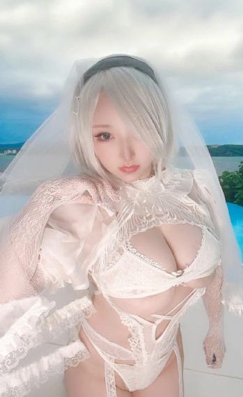 丰满的女人hd中文-未删减版老版国语字幕