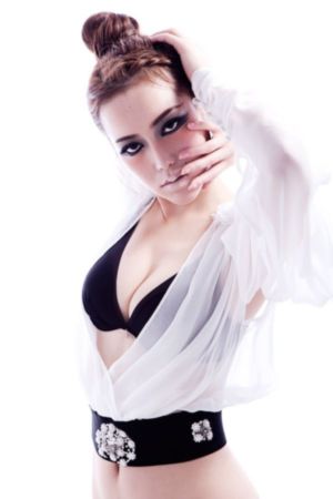 欧美成人自拍视频-未删减完整在线观看