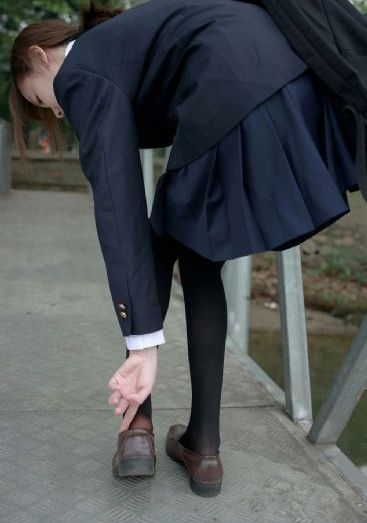 欧美在线观看一区二区三区-花絮成人直接看