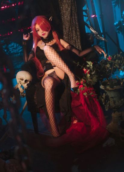 公交车揉我胸啊嗯-午夜剧场国语版完整版