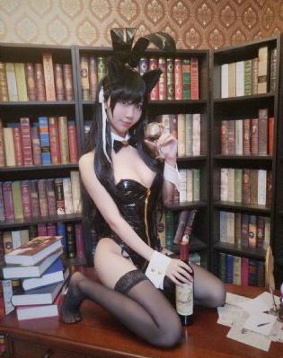 亚洲无毛av-云播老版国语字幕