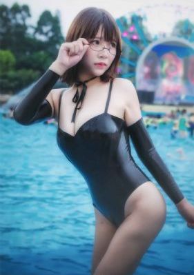 丰满年轻岳欲乱中文字幕电影_无删减全集国产在线观看