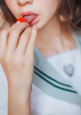 无码成人综合在线_TS清晰版成长在线视频免费观看