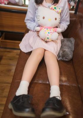 美女校花脱精光18禁_高清点播在线播放观看