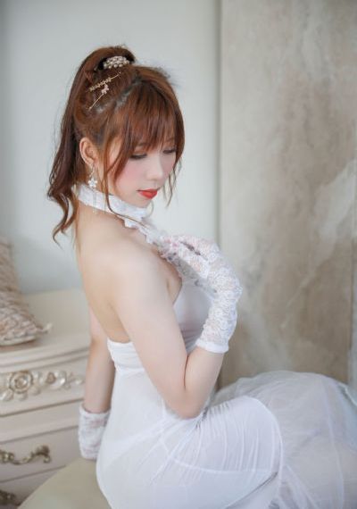 久久爽无码人妻AⅤ噜噜_HD高清完整版在线观看