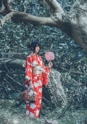 欧美日韩美女www黄色_高清版电影完整版在线观看