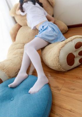 掐住奶头用针扎进乳孔里小说_BD中字免费观看完整版下载