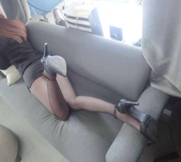 日韩超碰在线_不卡韩剧高清免费观看在线