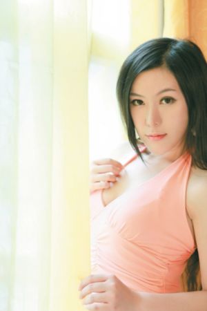 隔着丝袜进入在线视频_蓝光高清西瓜视频免费观看