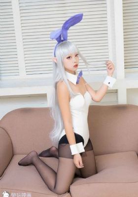 美女一二区_1080P高清免费观看