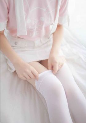 小妖精嗯啊夹死我了尿了嗯_全集无删减版高清最新电影在线观看