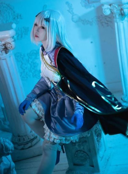 亚洲年轻娇小性_完整版国语超清免费观看