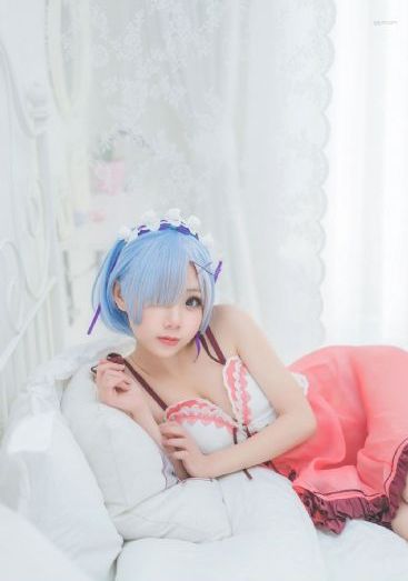 色噜噜日韩精品欧美一区_国产字幕超清在线观看