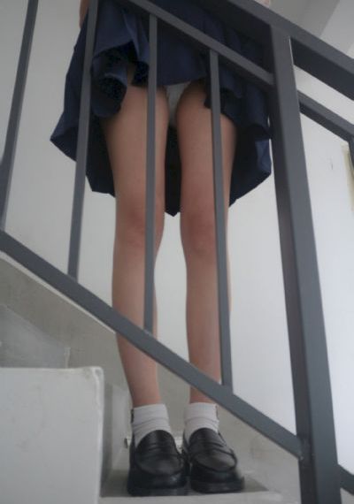 欧美裸体美女图片_bt电影天堂在线完整观看