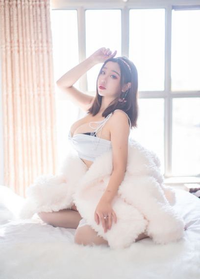 青春期乳房一抓捏里面有硬块_国语正片独家试爱免费观看视频