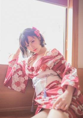 极品丰满国模冰莲大尺度_迅雷会员免费手机在线看观看