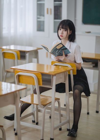 老公瞒着我与下属偷情_手机MP4免费观看超清