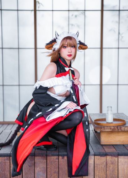 欧美在线自_90分钟完整视频DVD国语在线观看